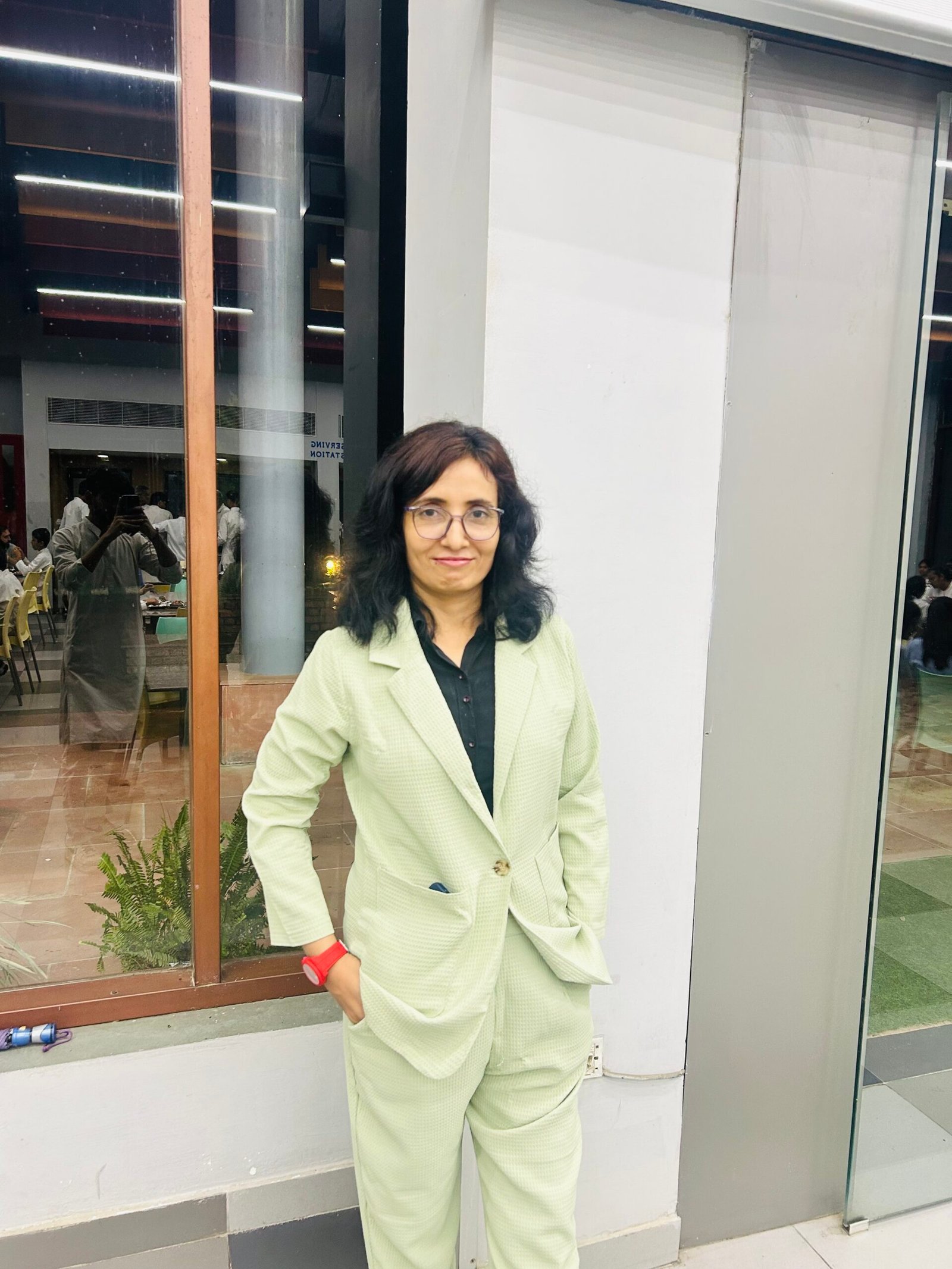 Miss Dr Nilam Das